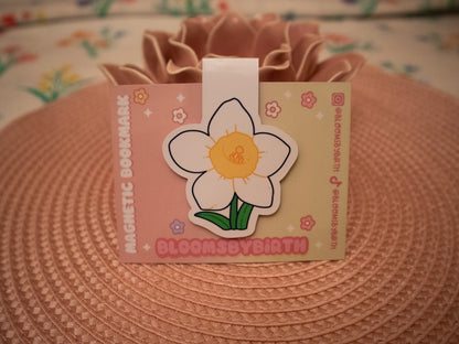 December Birth Flower Magnetic Bookmark - Narcissus Design - Festive Floral Bookmark