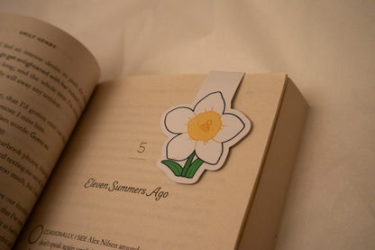 December Birth Flower Magnetic Bookmark - Narcissus Design - Festive Floral Bookmark